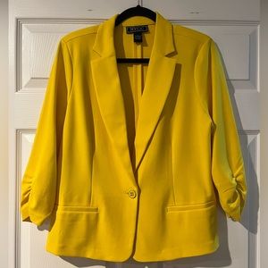 NYCC Yellow Blazer - pageant interview - job - business